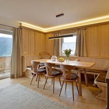 Vakantiehuis Bergchalet Emberg Mit Sauna *